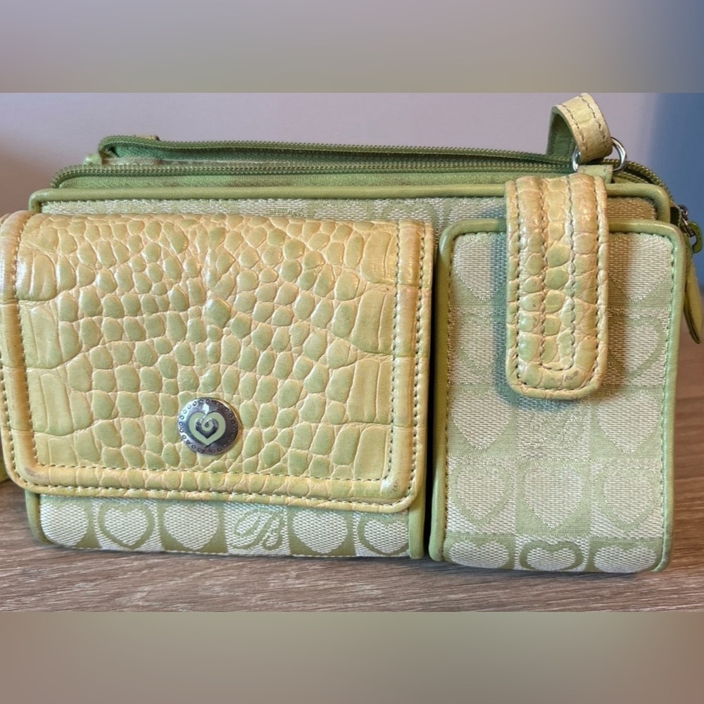 Brighton Vintage Crossbody Croc Embossed - Picture 3 of 8